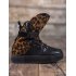 Vysoké topánky s leopardím vzorom