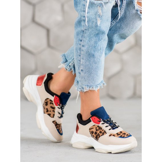 Módne sneakersy s leopardím vzorom